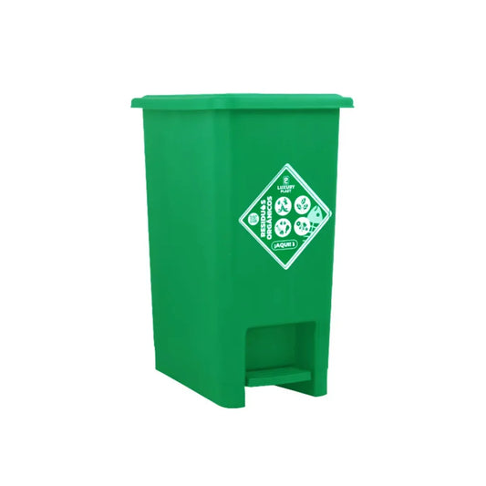 Caneca de basura Luxury Plast Verde de 12 litros con tapa y pedal, diseño cuadrado.