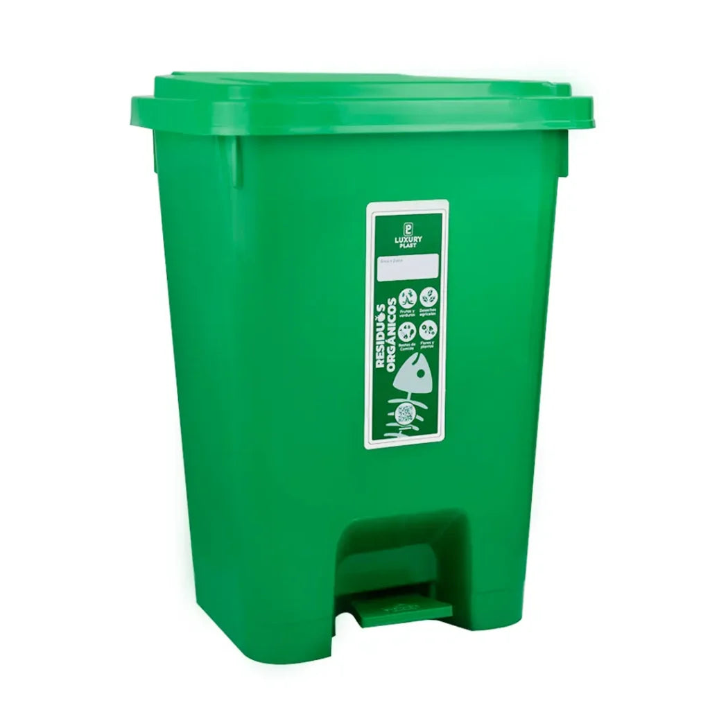 Caneca de basura Luxury Plast de 35 litros Verde con pedal, diseño cuadrado.